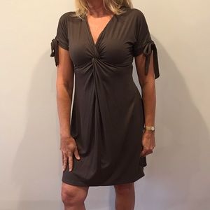 Soprano Brown Short Sleeve Tie Dress